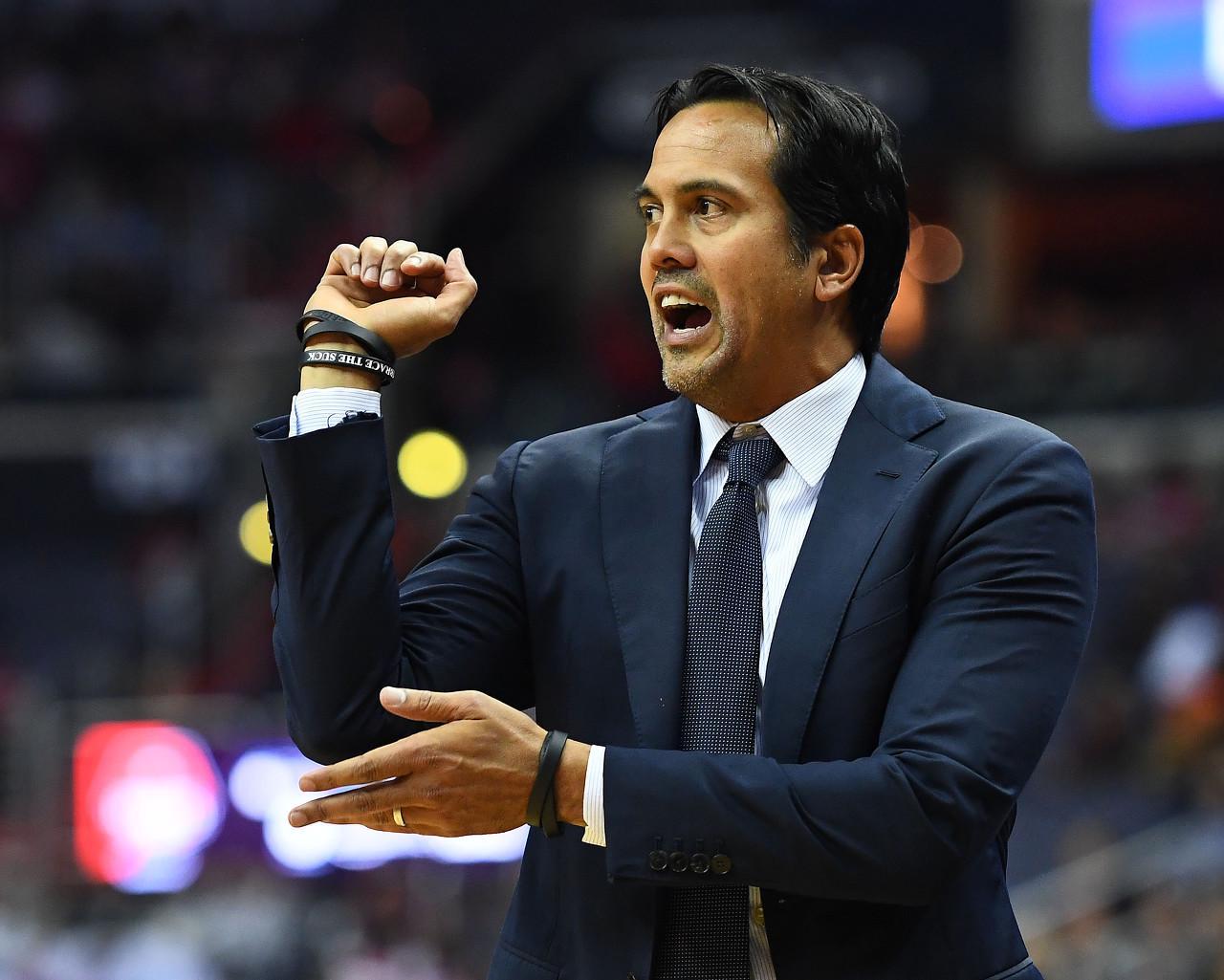 登录入口-韦德：11年独行侠磨合已久&amp;amp;名帅坐镇 而热火仍在摸索 斯波才3年级